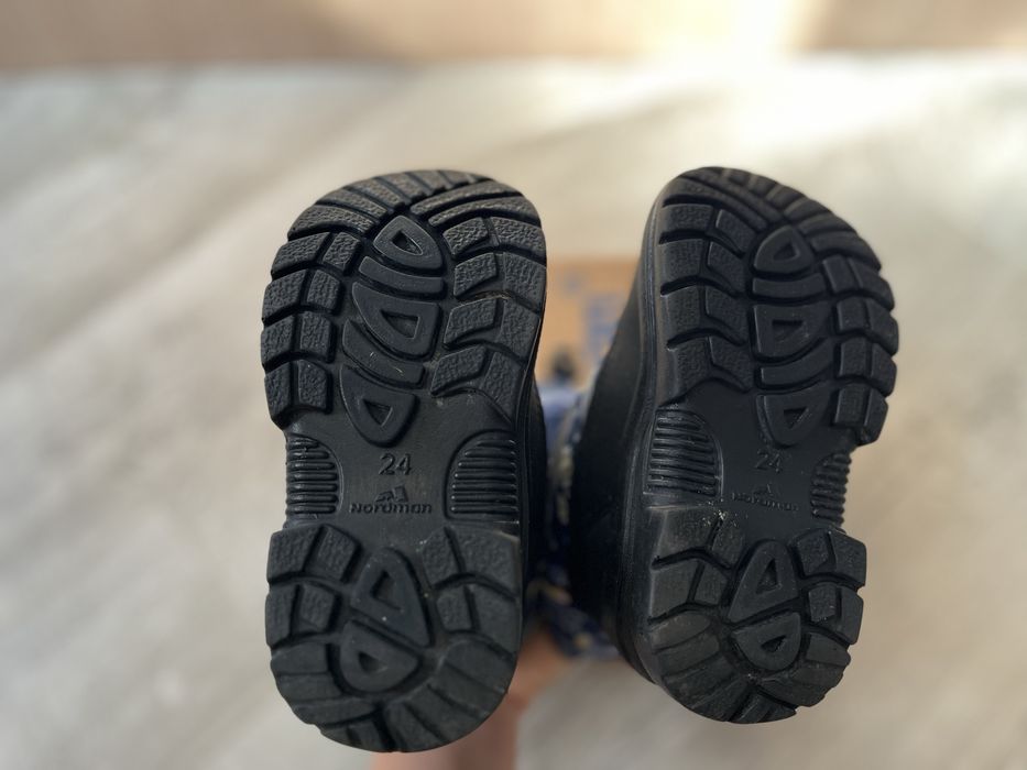 Продам зимние сапоги Nordman для мальчика