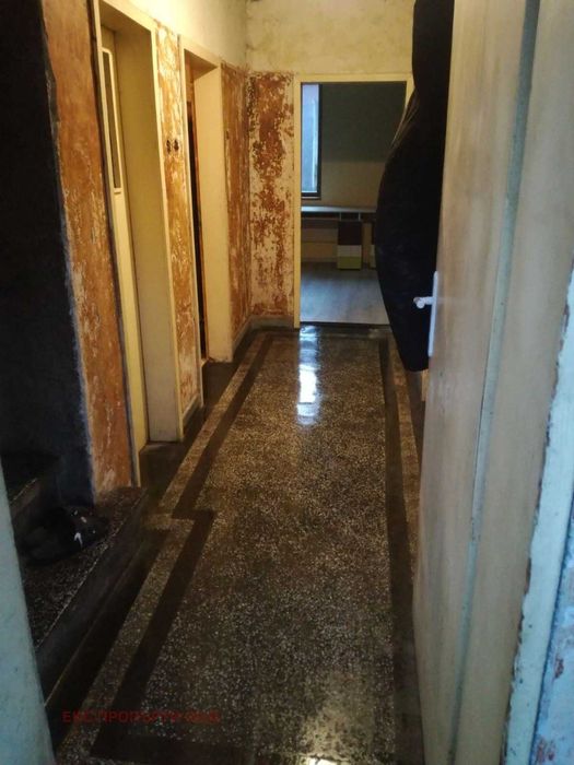 Продава се Къща в София, Център - 140 кв.м за 1036 €/кв.м - Снимка #7