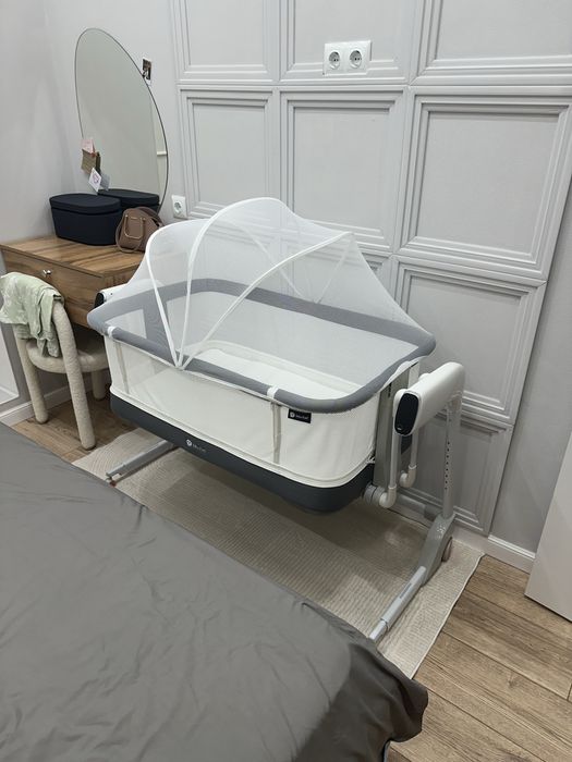 Продам кроватку-манеж детскую