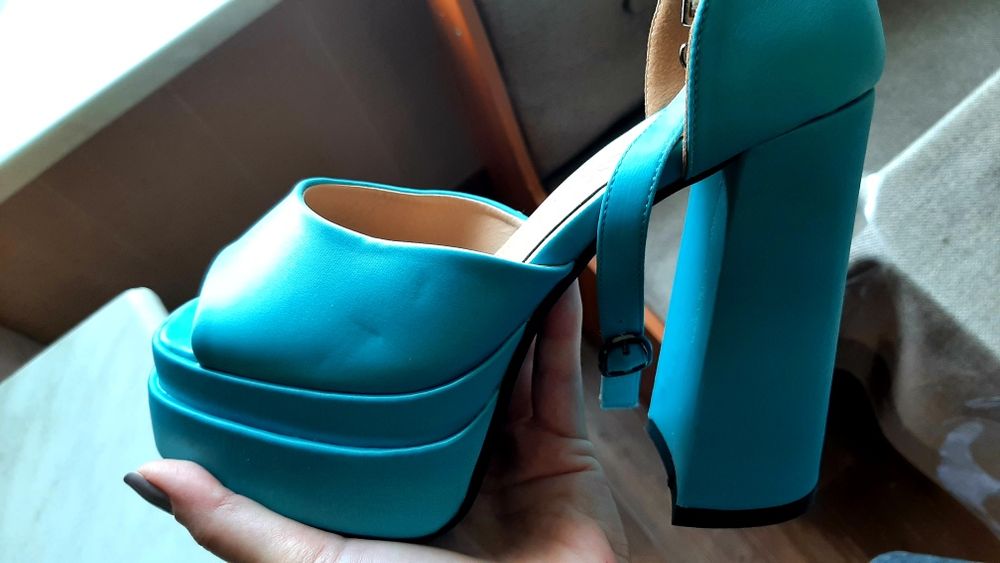 Новые туфли на 36 размер