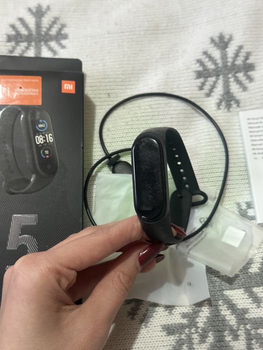 Часы Mi Smart Band 5