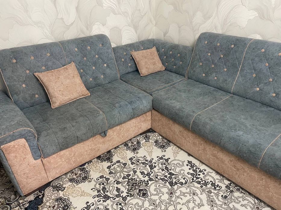 Диван лля комнаты