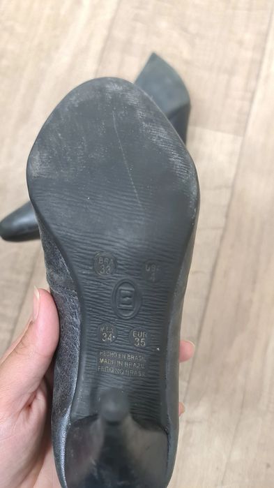 Туфли  серые 33 размер