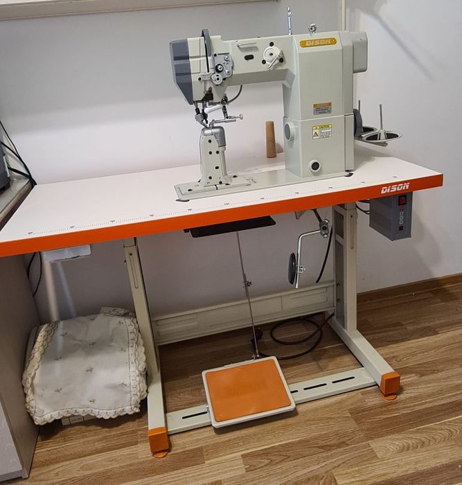 Masina de cusut piele DISON cu coloana