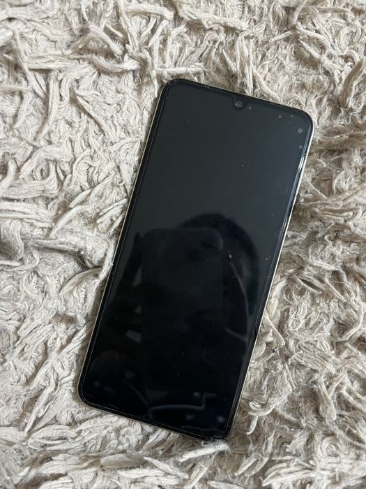 Телефон Vivo V25e
