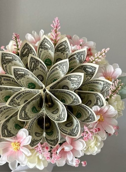 Фальшивые доллары