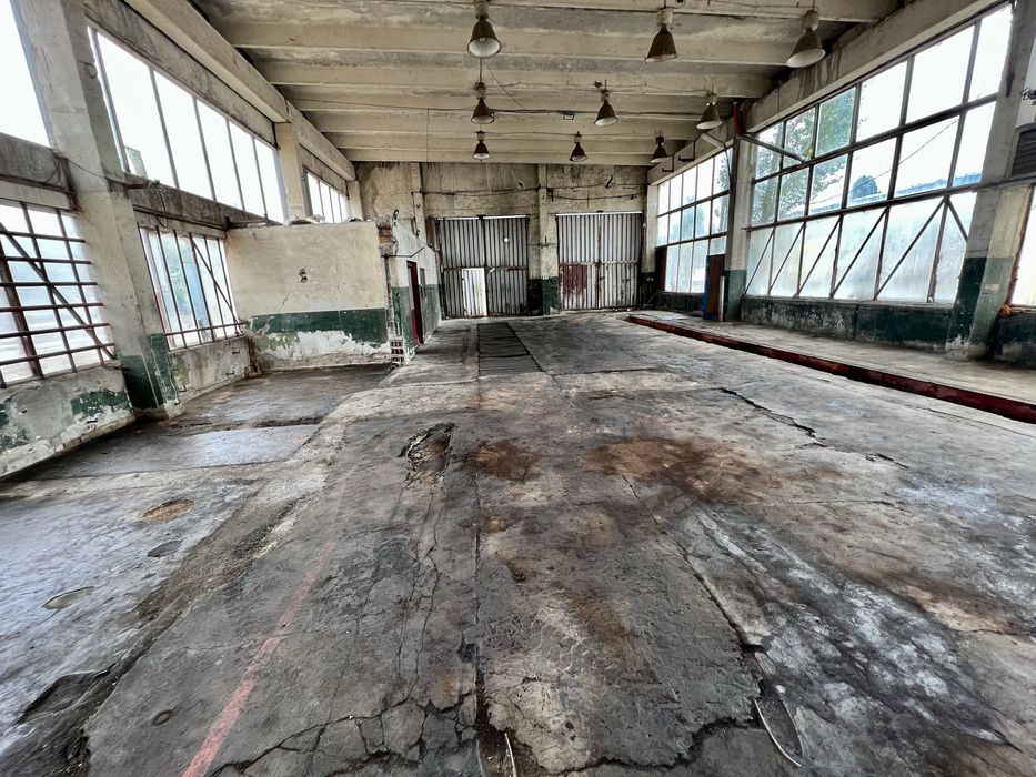 Дава се под наем Склад в с. Яна, Област София-град - 225 кв.м за 918 € - Снимка #2