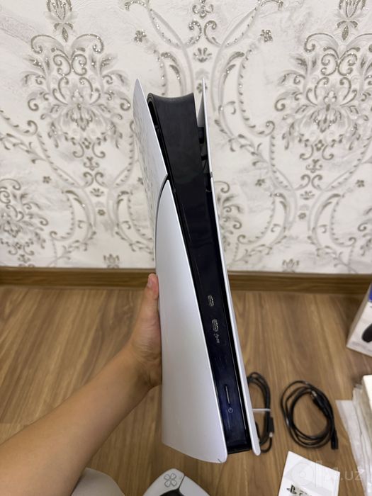 PlayStation 5 Slim 1TB