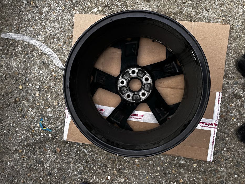 Jantă aliaj vw passat b8.cod:3g0601025.BK.