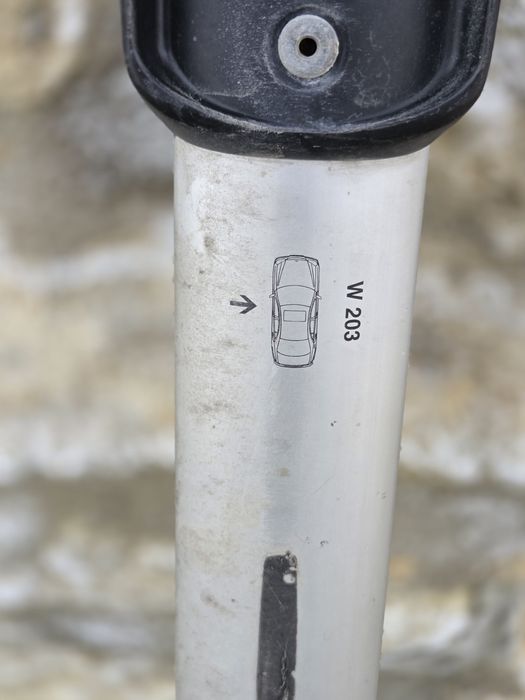 Мерцедес  W203,багажник(греди)