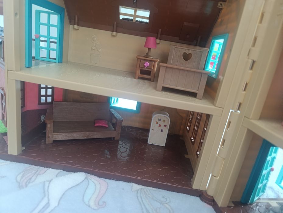 Къща за кукли със светлини