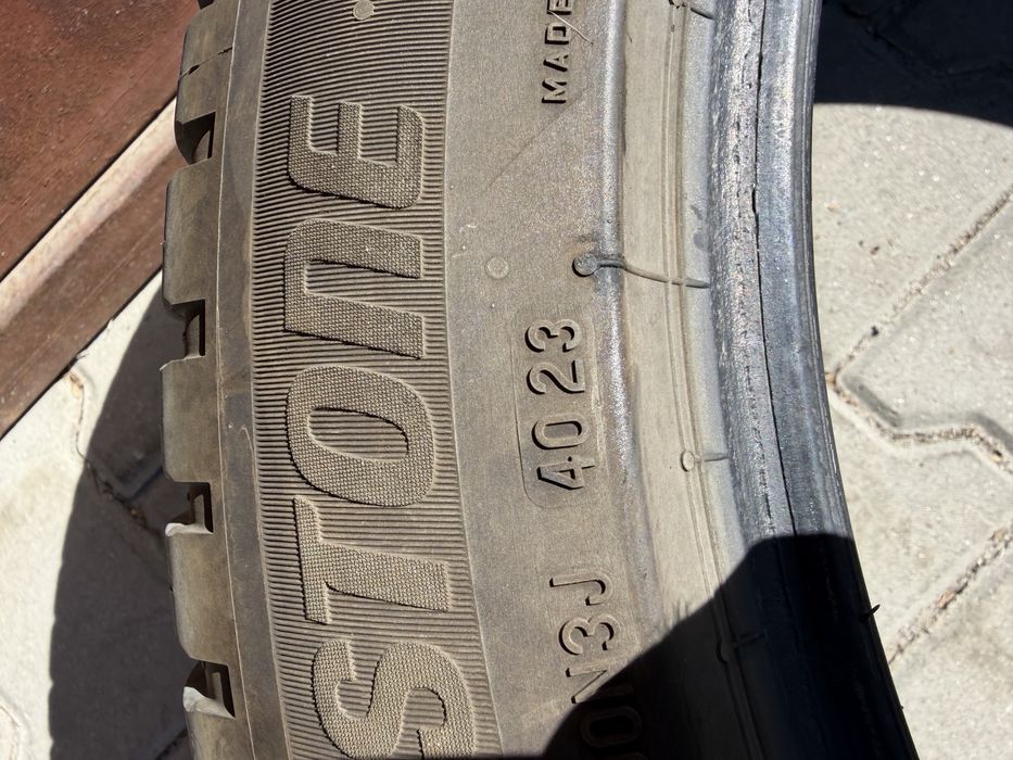 Продавам 4 бр. всесезонни гуми Bridgestone 275/45 R21