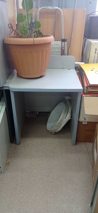 Стол квадратный маленький