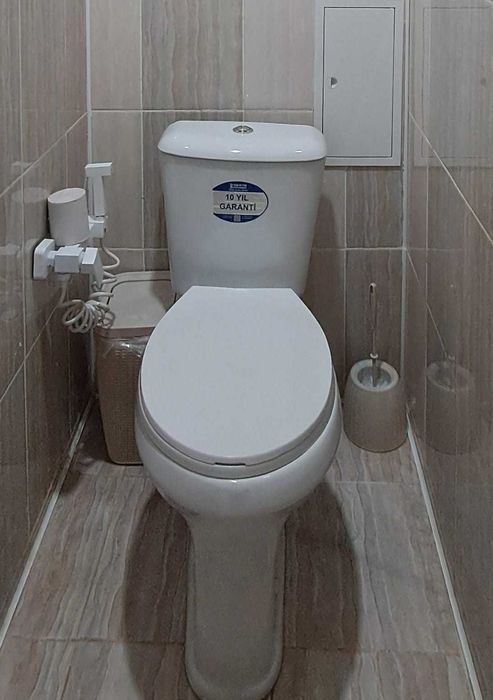 Мебель для ванной и унитаз