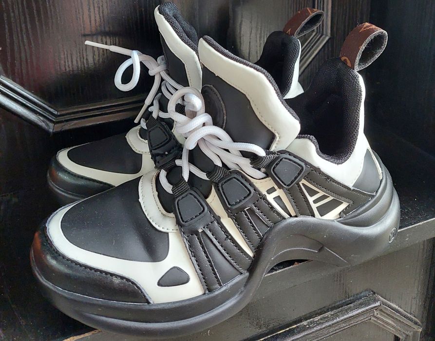 Кроссовки осень , лето