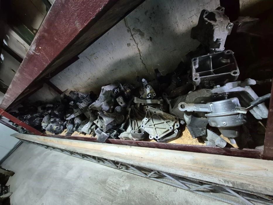 TAMPON MOTOR/TAMPON CUTIE /TAMPON ANTI BALANS SKODA, AUDI,VOLKSWAGEN,MAZDA,RENAULT,TOYOTA, FABIA, BMW, MERCEDES