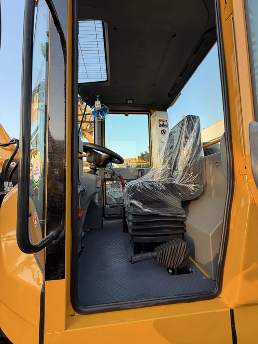 Погрузчик 2 тонник