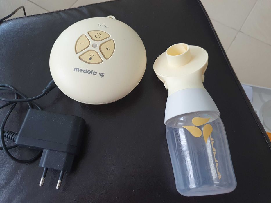 Помпа за кърма Medela Swing Flex.