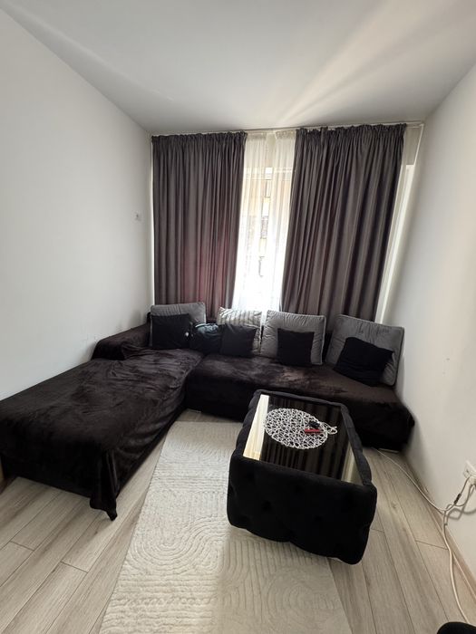 Vand apartament cu 3 camere direct propietar !