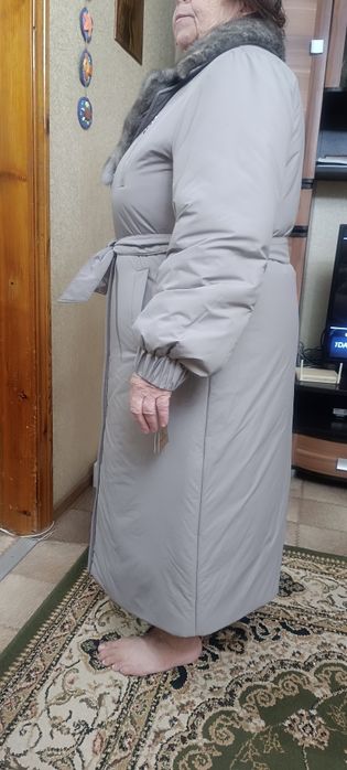 Продам новый пуховик