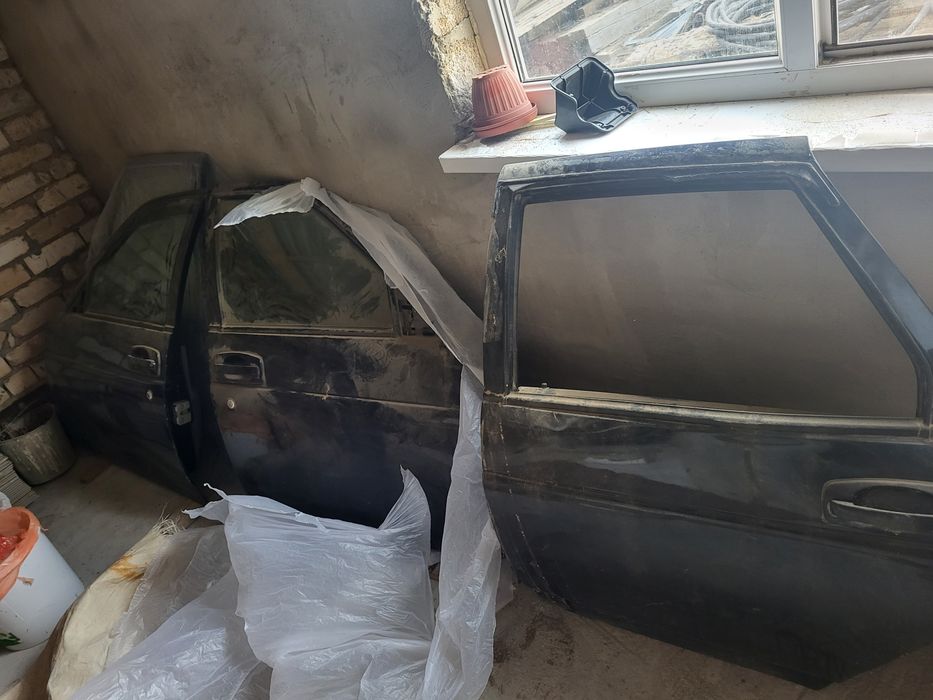 Приора 2007 черный металлургия есіктері