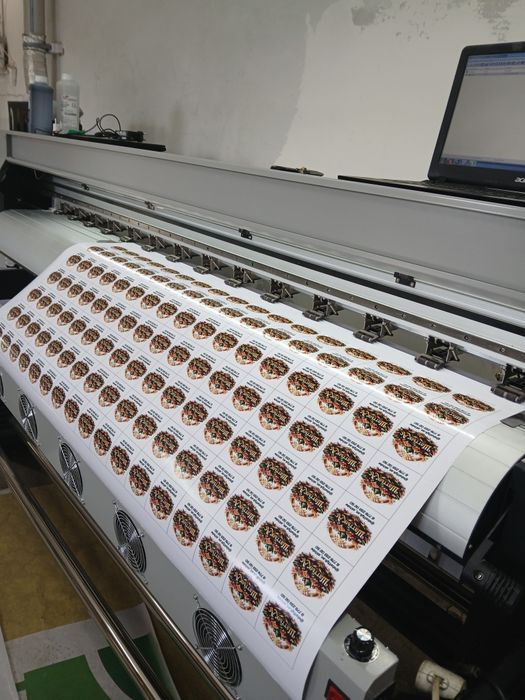 Широкоформатный принтер