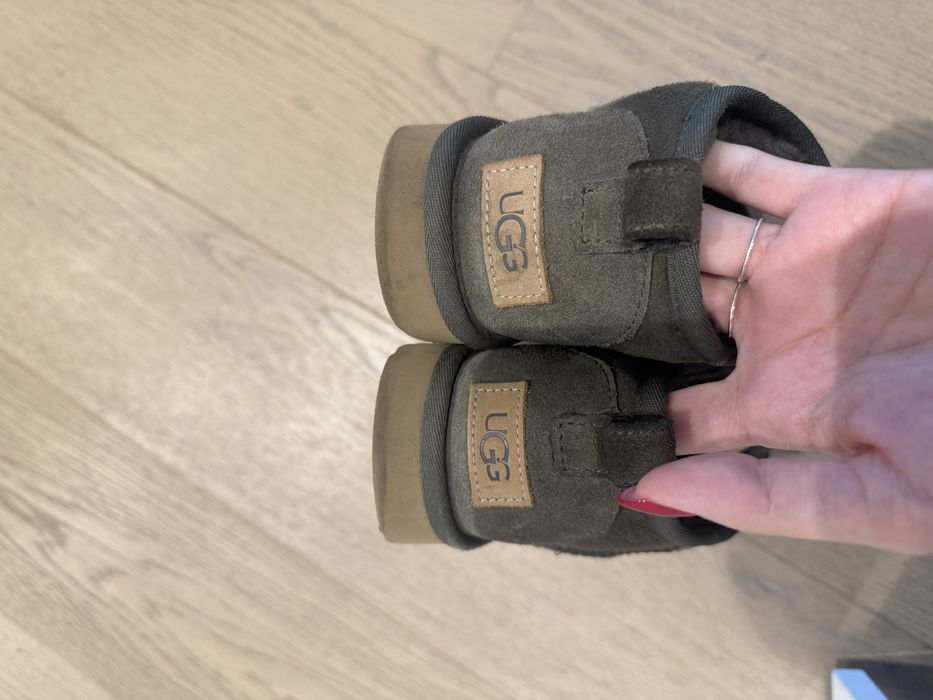 Ugg verzi mini 37