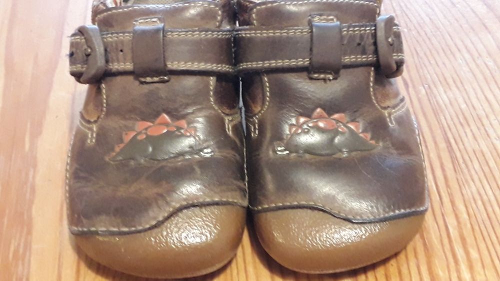 Ghetute Clarks first shoes 4G marimea 20