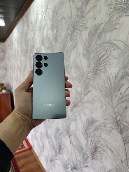 Srochno Samsung S25 Ultra 2sim 12/512g sotiladi