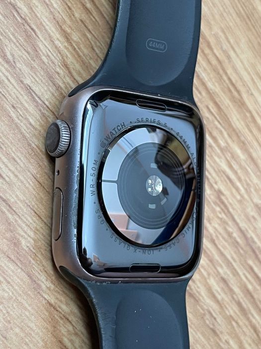 Apple Watch Seria 5 - 44 mm Functional