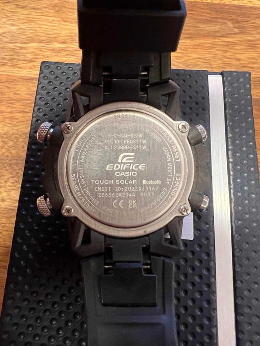 Мъжки часовник CASIO EDIFICE чисто нов ECB-2000TP-1A