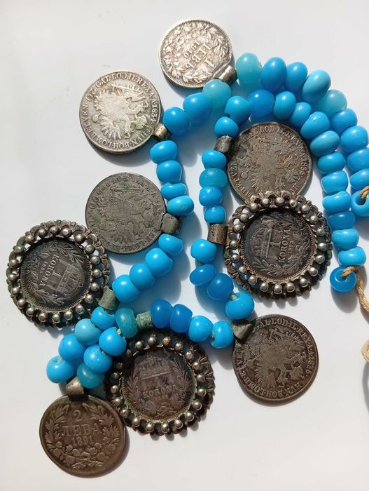 Автентичен сребърен Пендар(накит) с 9 Исторически монети!