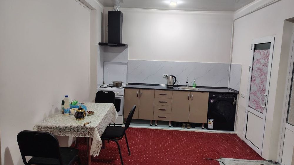 Makler xaqi bor Sergeli dehqon bozor ro'parasidagi mahalla