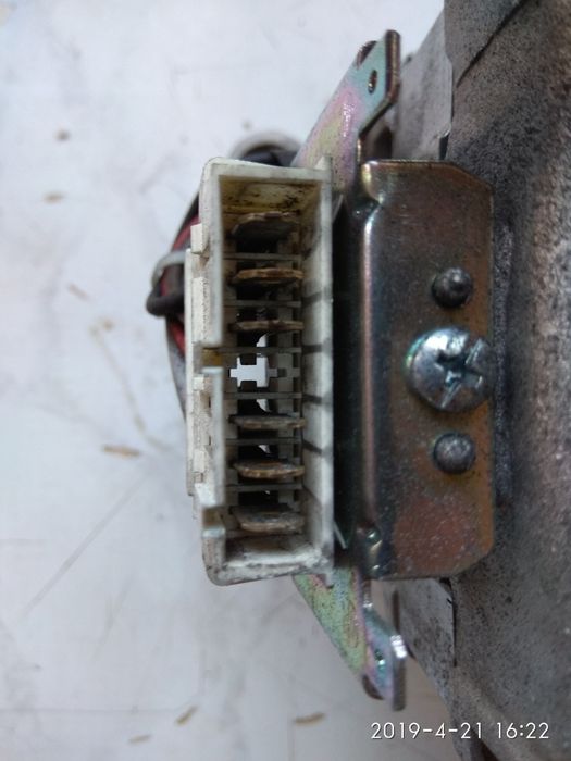 Двигатель стиральной машины Indesit (3 кг)