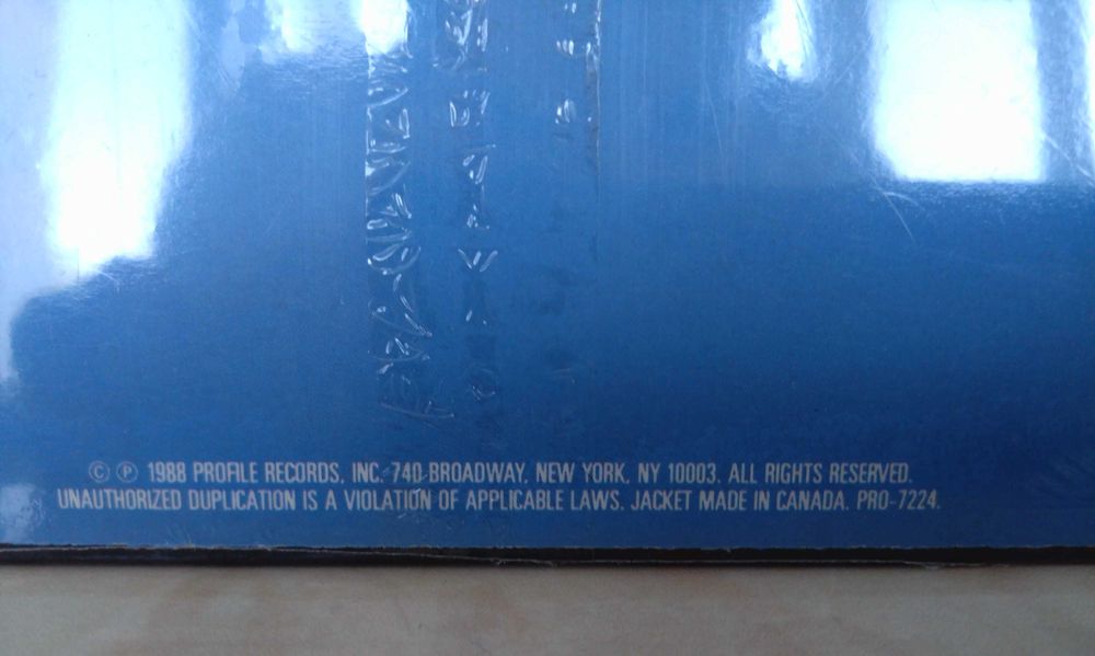 Run DMC "I'm Not Going Out Like That (Remix)" vinil sigilat