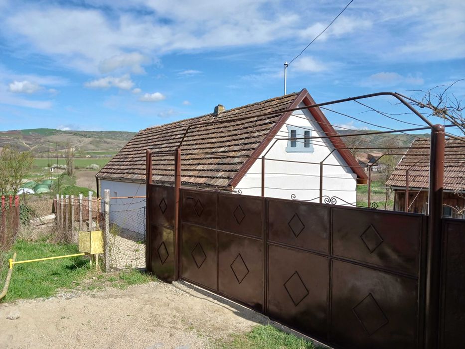 Casă  Târnăveni Seuca Teren 2500Mp