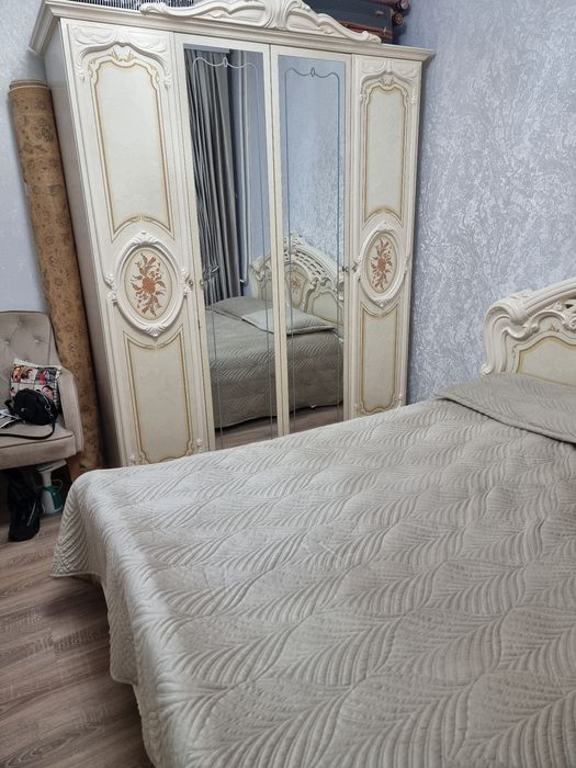 Продаётся спальная мебель