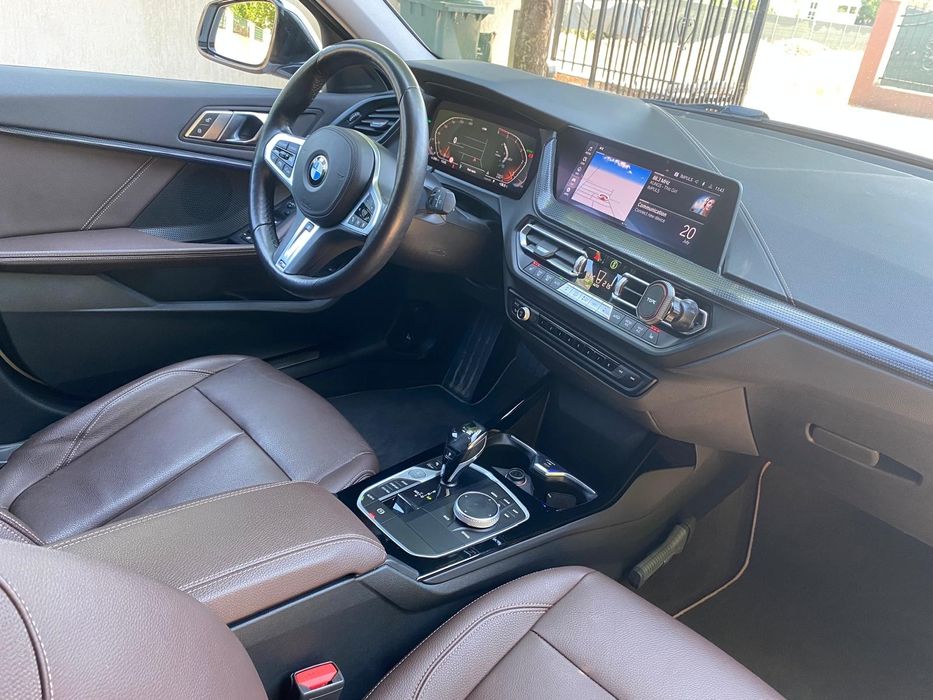 BMW 118d 150 cai  - 2021