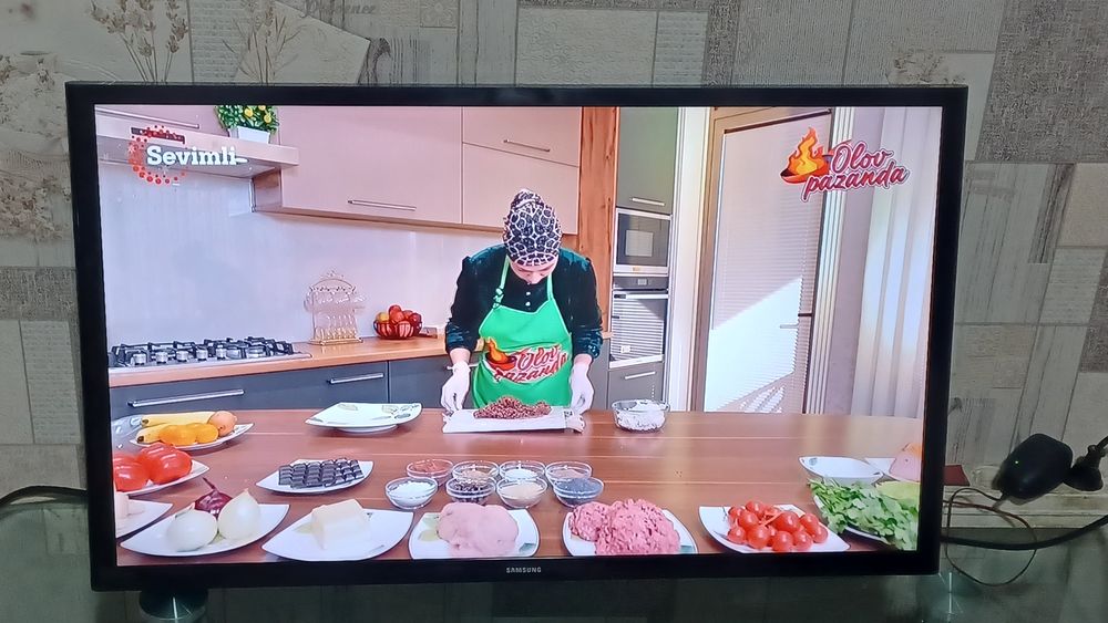 НОВЫЙ  СМАРТ АRTEL35диоганаль2025год в отличном состояние работает хар