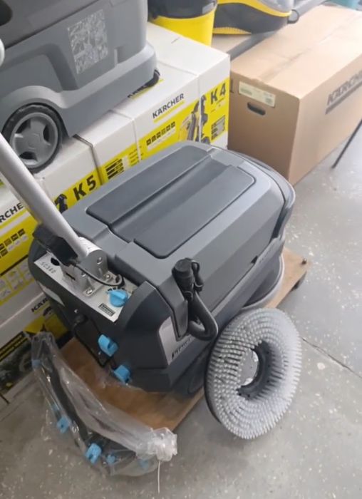 Поломоечная машина с доставкой