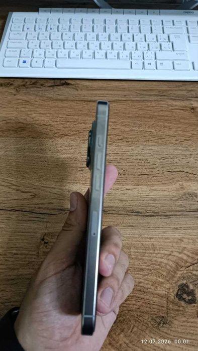 iPhone 16 Pro Max 256gb 97% sikl 222 Karobka bor