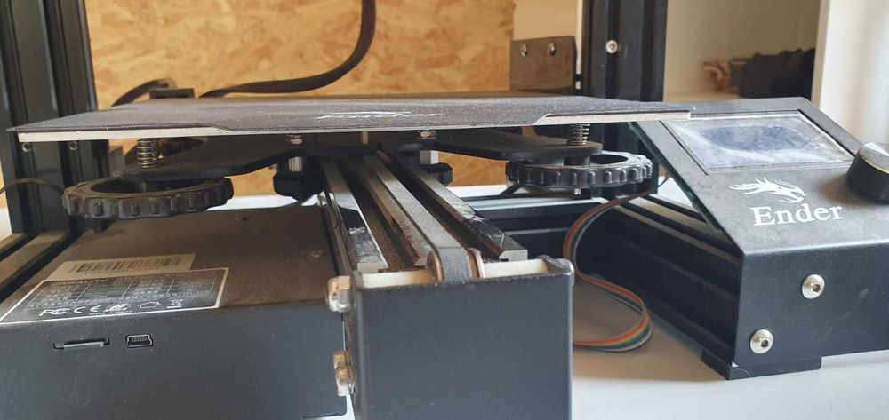 Imprimanta 3D Creality Ender 3 Pro de ocazie