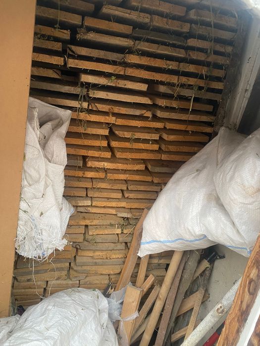 Vând cherestea uscată