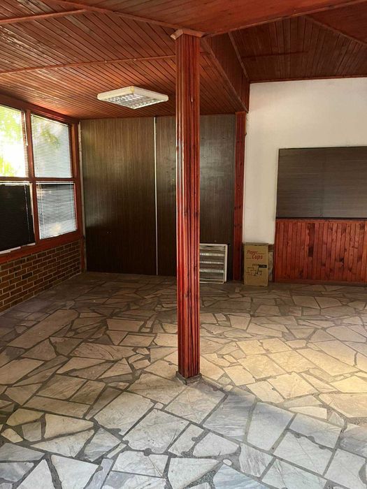 Дава се под наем Магазин в Пазарджик, Идеален център - 104 кв.м за 204 € - Снимка #3