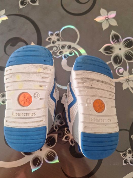 Biomecanics сникърси(маратонки] номер 20