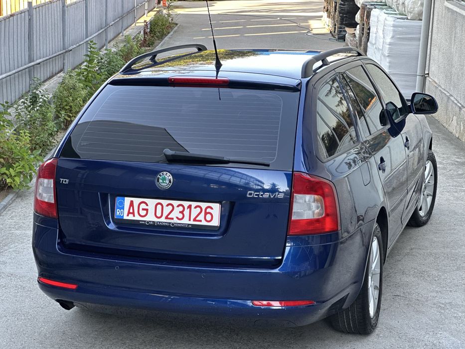 SKODA Octavia 2010 — imagine 4