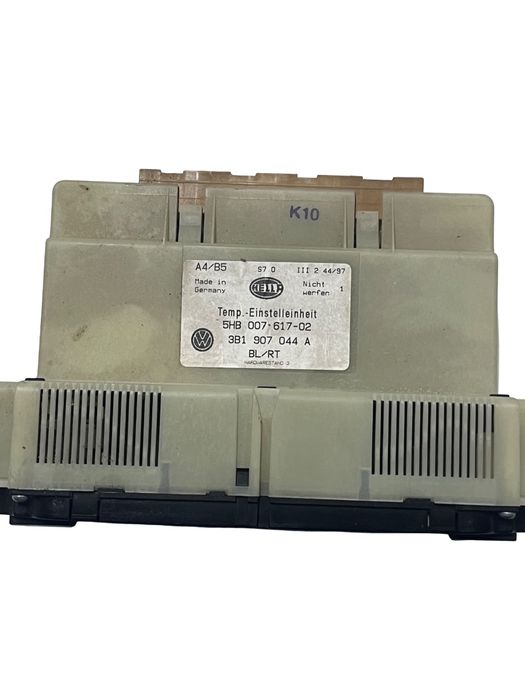 Panou Clima Volkswagen Passat 3B2 1996 - 2001 3B1907044A