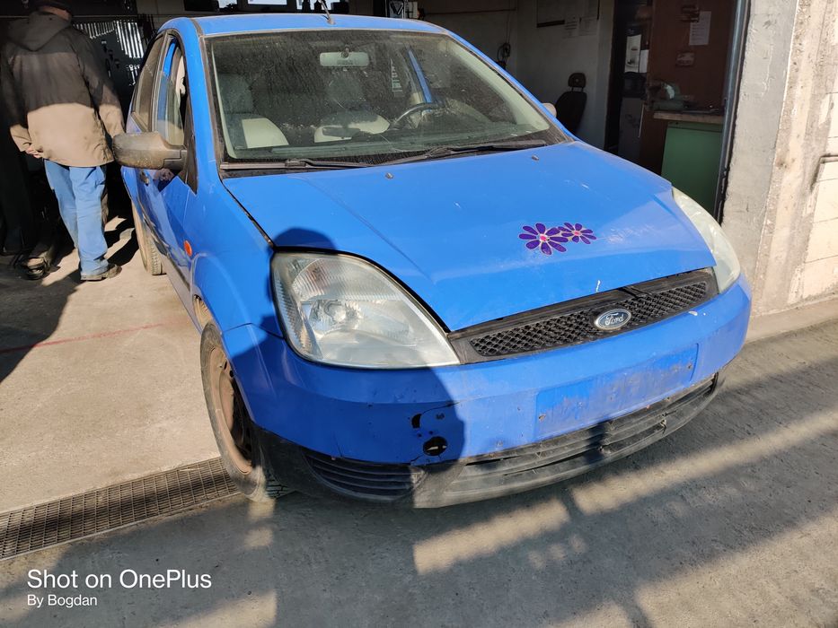 Vindem piese rezultate din dezmembrarea unui Ford Fiesta