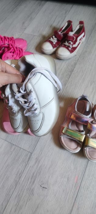 Обувь на девочку