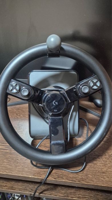 Volan Logitech Heavy Equipment Bundle
